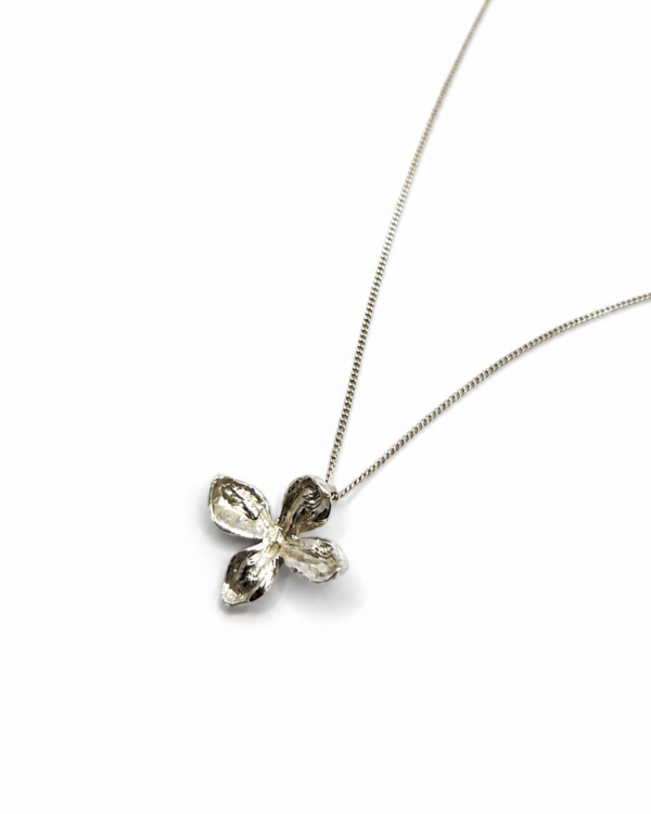 pendenfif_lilas_argent_fleur_ouverte